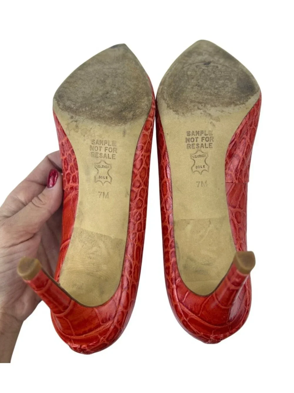 Tory Burch Stiletto High Heels Sz 7M Coral Red Croc Embossed Leather Pointed Toe